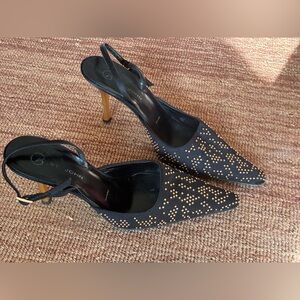 Vintage St. John kitten heels